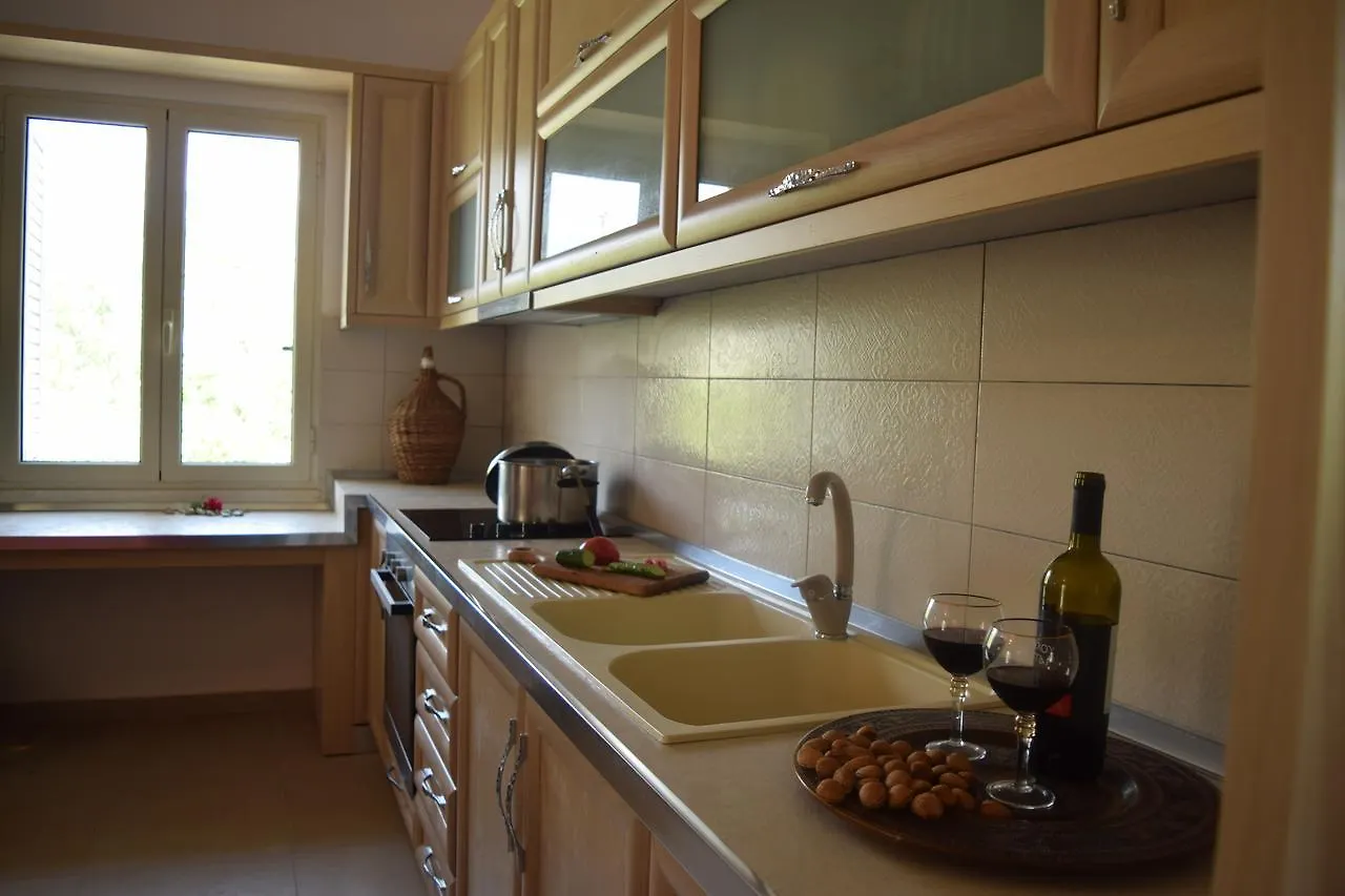 Pensionat Belvedere Adriatica Qeparo Albanien